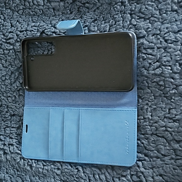NWOT Tucch Samsung S21 Case - Picture 2 of 3